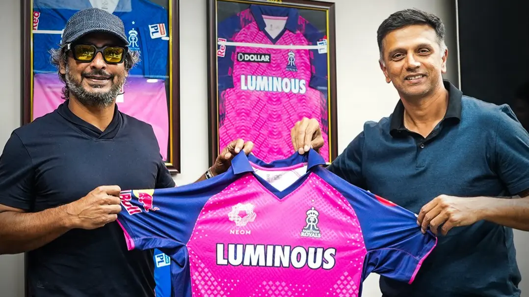 IPL 2025: Rajasthan Royals Unveil New Jersey For Upcoming Season, Commemorate Shane Warne, R Ashwin, Chahal's Legacy Kumar Sangakkara, Rahul Dravid