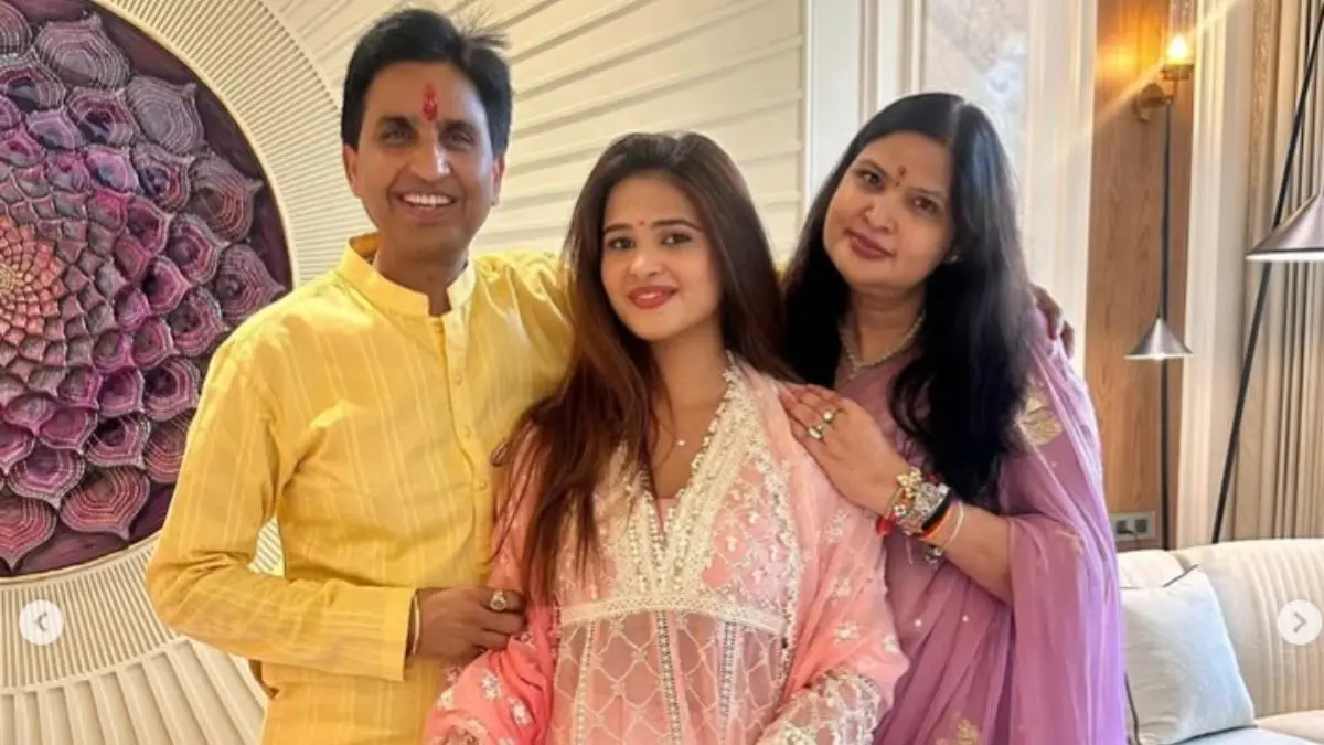 kumar vishwas wife manju sharma  
