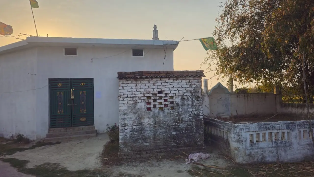 kushinagar mosque madrasa idgah face eviction notice