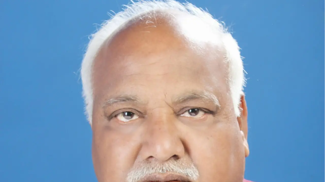 'Cannot Sit With Mafia:' BJP Leader Lallu Singh Makes Sudden Exit From A Press Conference 'Cannot Sit With Mafia:' BJP Leader Lallu Singh Makes Sudden Exit From A Press Conference