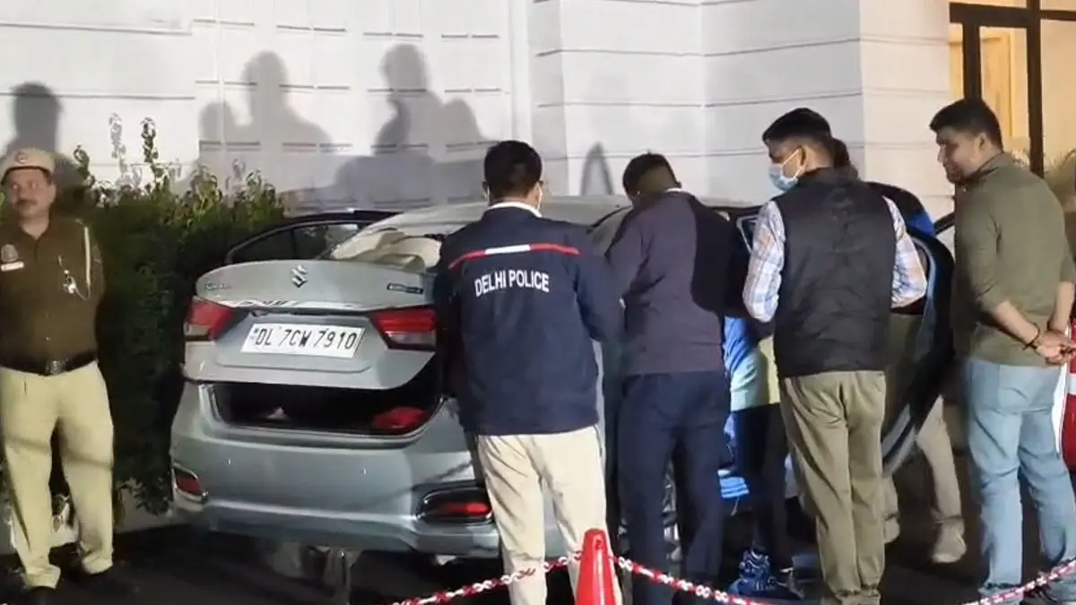 Lawrence Bishnoi's Lawyer Attacked: Case Registered At Kashmiri Gate Police Station After Multiple Shots Fired At Car Lawrence Bishnoi's Lawyer Attacked: Case Registered At Kashmiri Gate Police Station After Multiple Shots Fired At Car