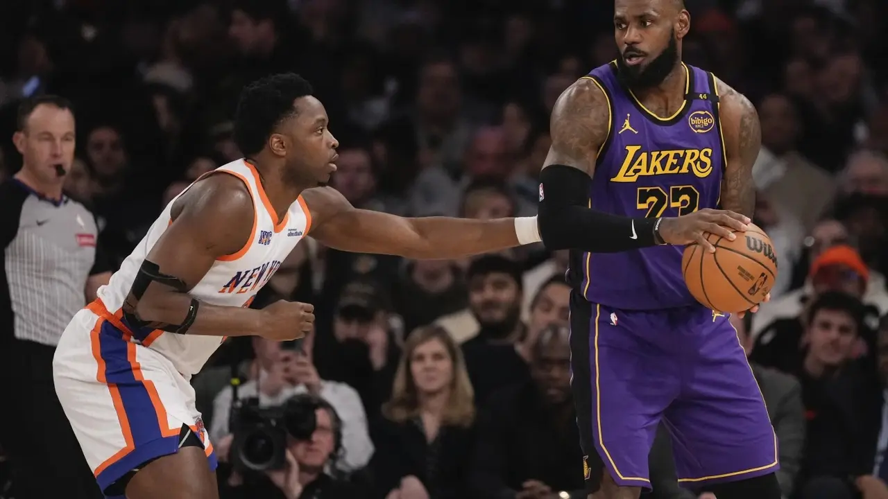 Lebron James Has a Triple-Double and Another Win at Madison Square Garden as Lakers Beat Knicks LeBron James