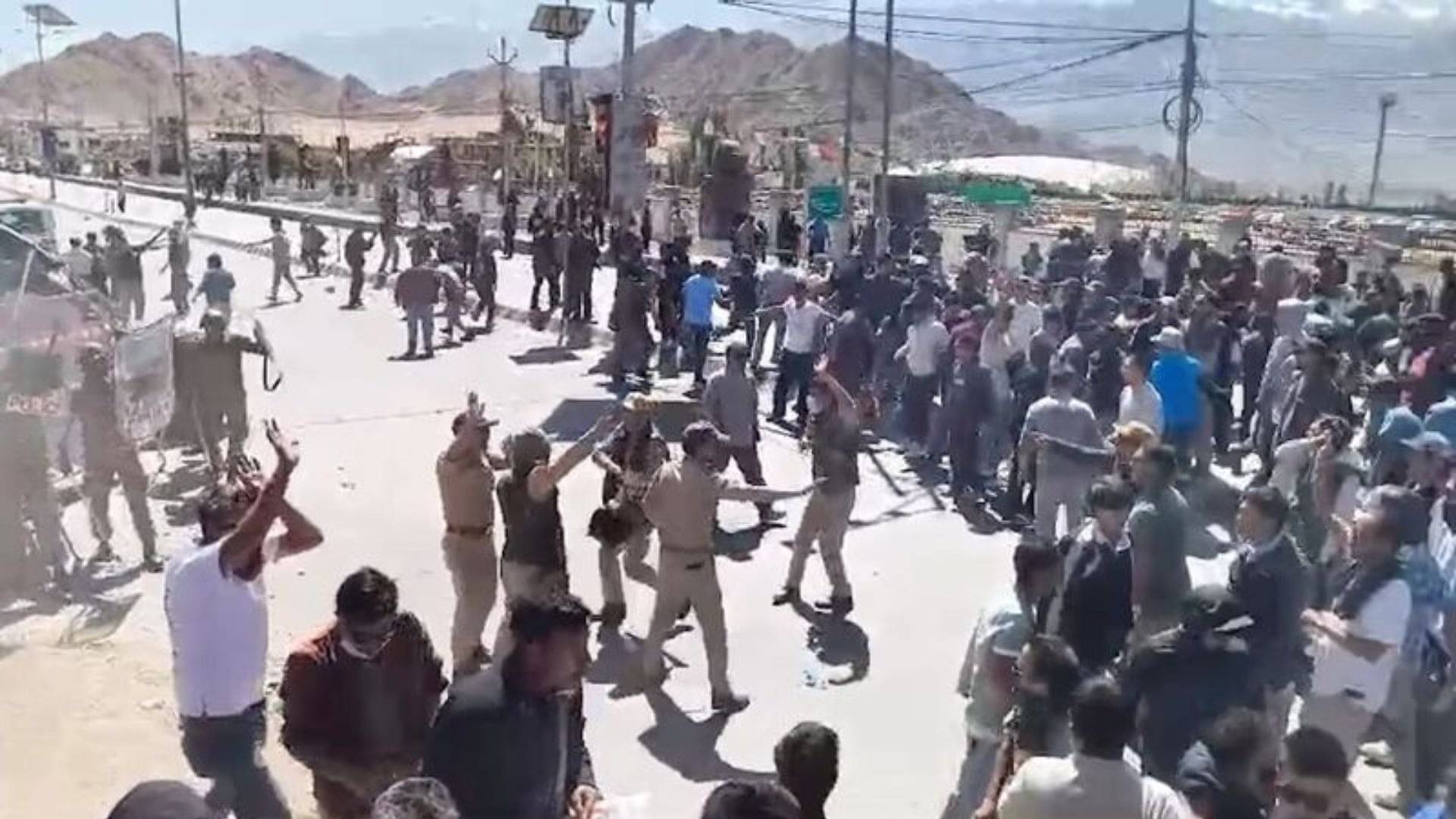 Leh Protest