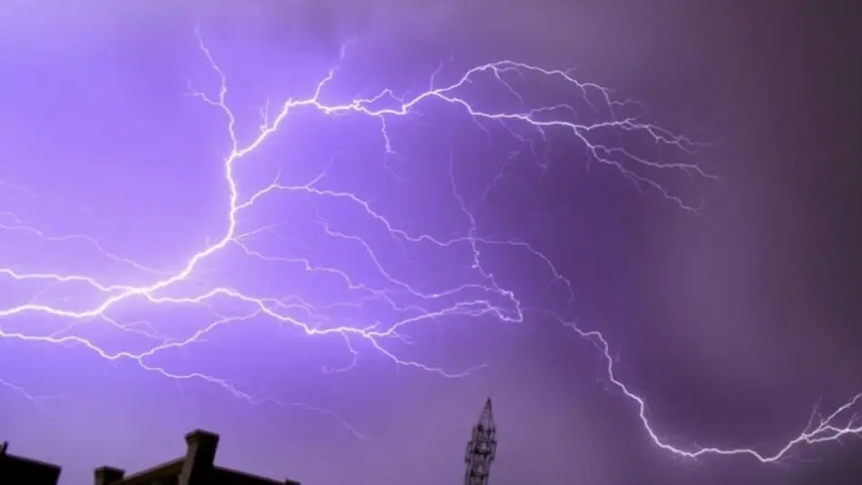 आकाशीय बिजली गिरने से मां-बेटे की मौत, खेत में काम कर रहे थे दोनों lightning