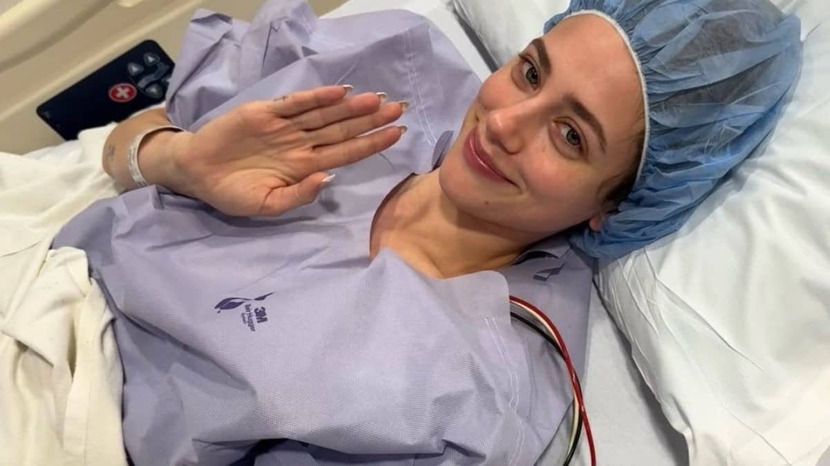 Lili Reinhart  Diagnosed With Endometriosis