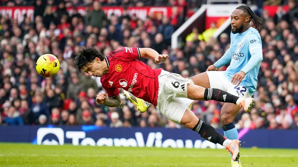 Lisandro Martinez Reacts To Former Manchester United Stars Over Pre-Derby Jibes Lisandro Martinez in action against Manchester City
