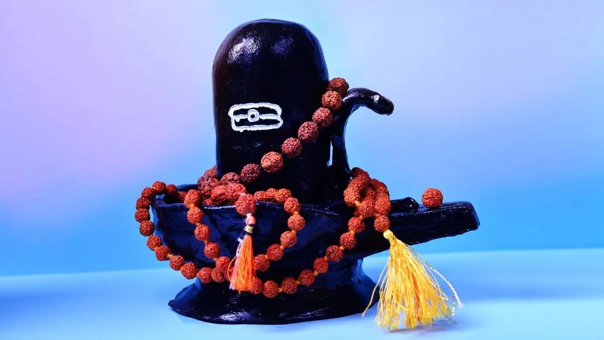 When Is Budha Pradosha Vrat 2025? Know Shubh Muhurat, Puja Vidhi, Significance, Mantras And More Lord Shiva