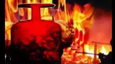 LPG cylinder catches fire in Odisha, Mother-Son duo injured