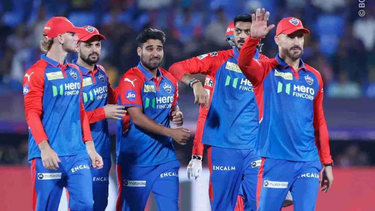 LSG vs DC Delhi Capitals Debutant vipraj nigam wonderful Performance with bat and bowl