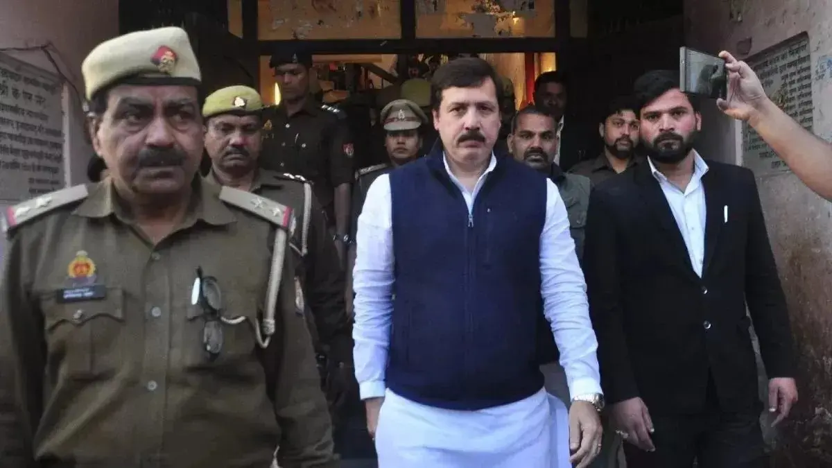 Lucknow Police Registers FIR Against Former MP Dhananjay Singh, Others In Land Grab Cases