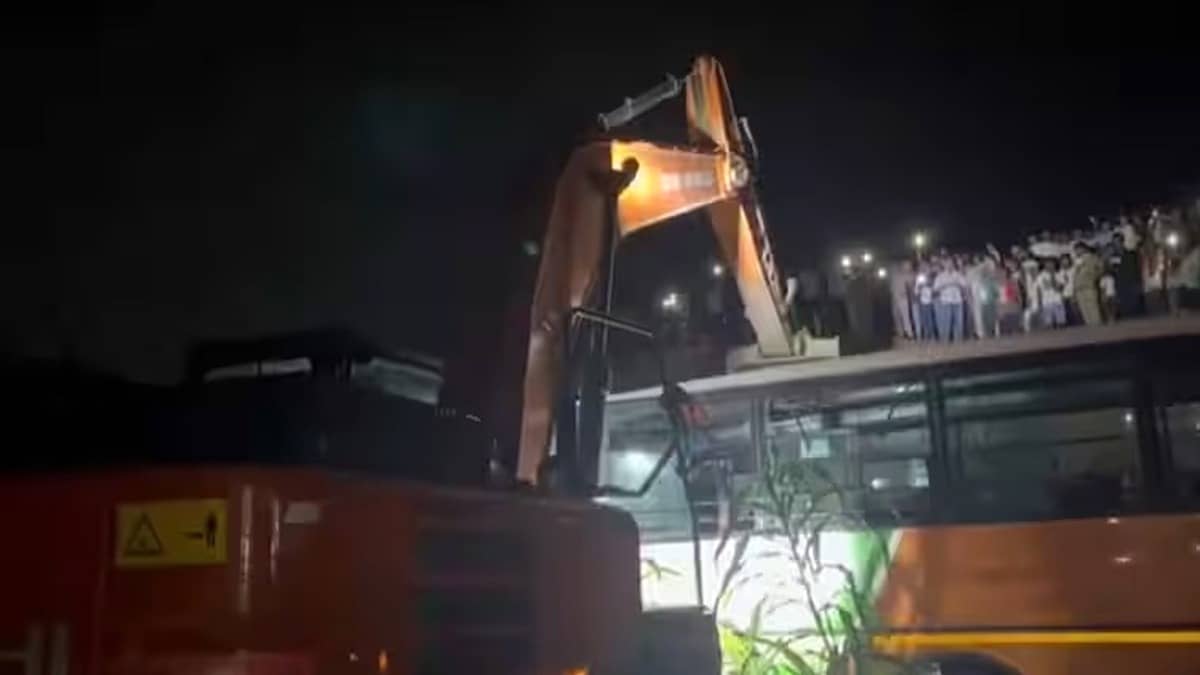 Lucknow Road Accident