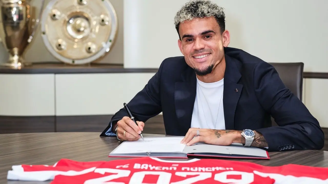 Luis Diaz Leaves Premier League Champions Liverpool, Joins Bundesliga Winners Bayern Munich in £65.5M Deal Luis Diaz has signed for Bayern Munich.