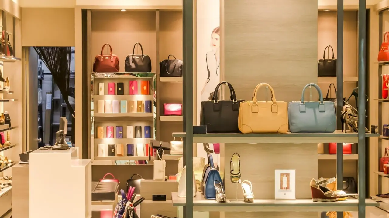 London Overtakes Hong Kong in Luxury Spending Index 2025 - See Which City Is on Top Luxury