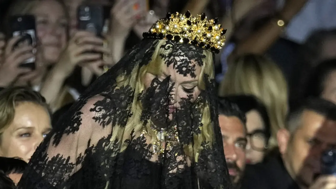 Milan Fashion Week: Madonna Makes Veiled Entrance At Dolce & Gabbana Show, Photos Go Viral Madonna at Milan Fashion Week