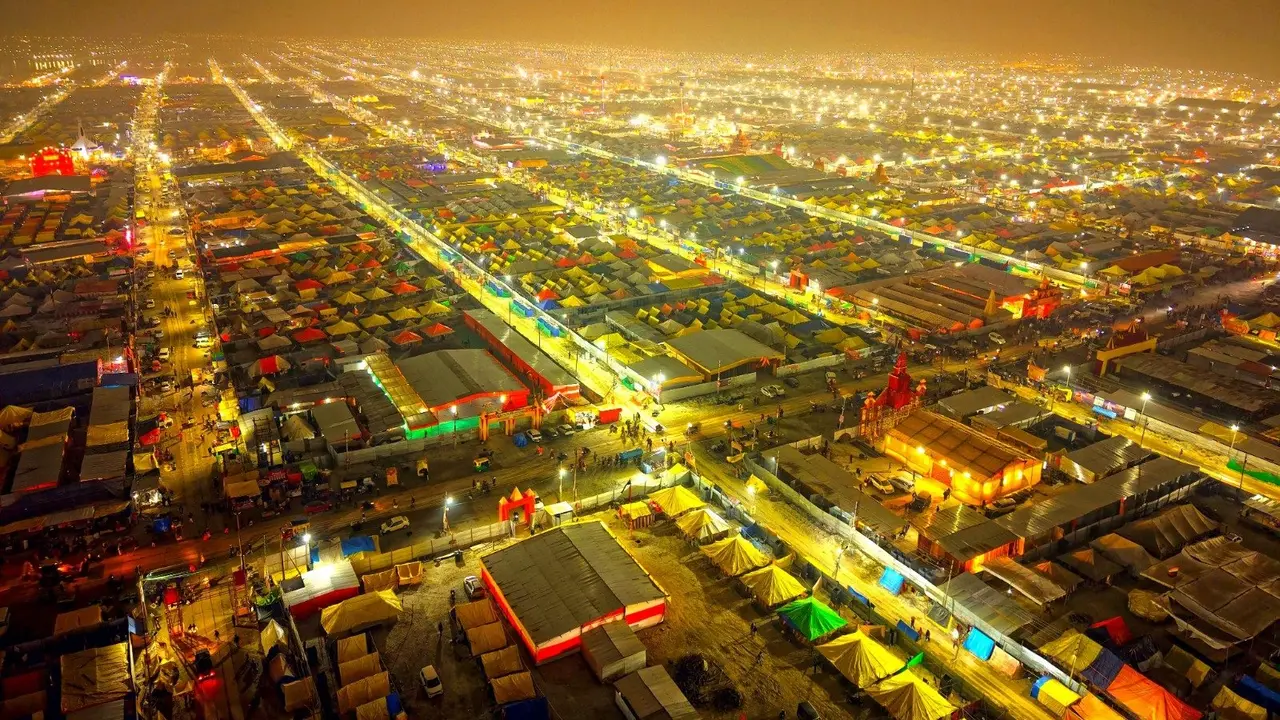 Maha Kumbh 2025: Swami Govind Dev Giri Maharaj's 76th Birthday to Be Celebrated At Mela Shivir Maha Kumbh 2025