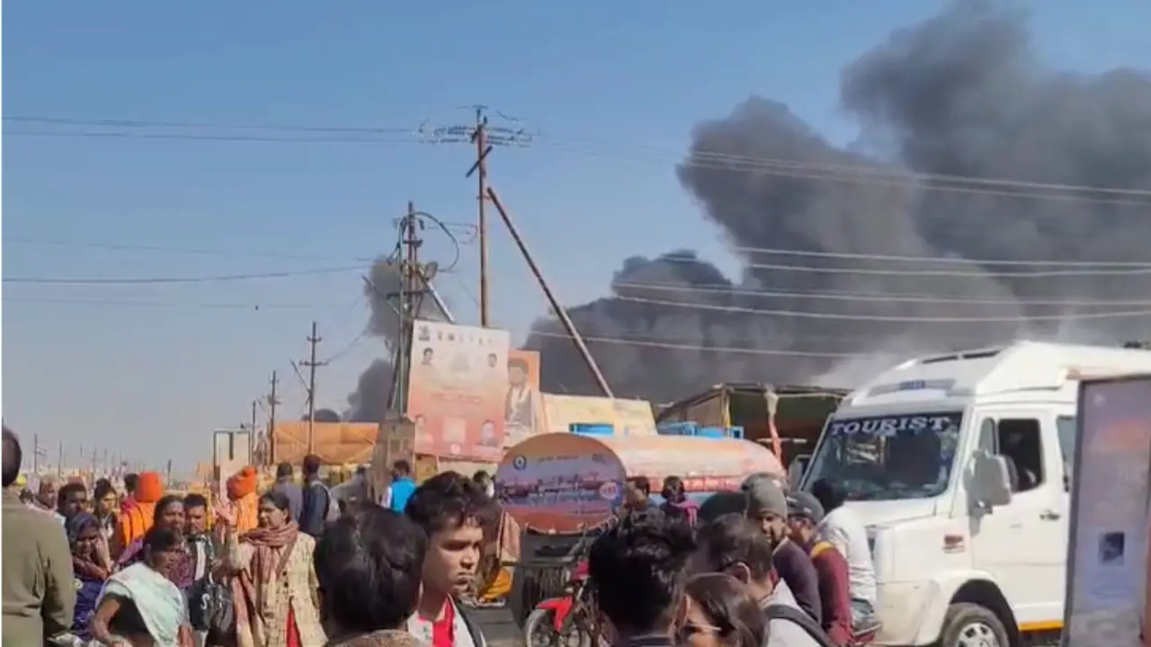 Mahakumbh fire news