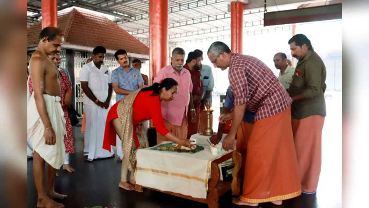 Kaliputra Mission Conducts Massive Annadhanam on the Occasion of Mahalaya Amavasya – History In Making – Bhakthi Marg Only !!!