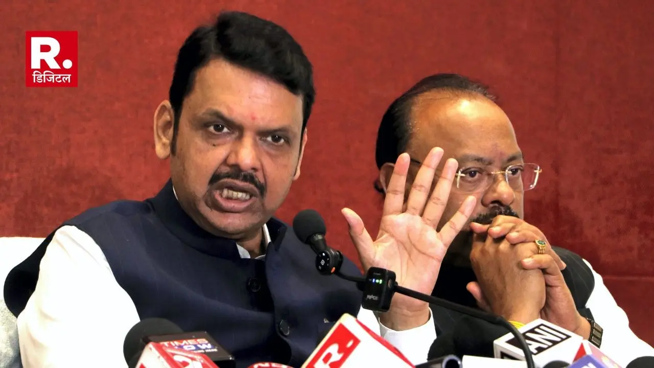 Maharashtra Chief Minister Devendra Fadnavis with Revenue Minister Chandrashekhar Bawankule after addressing a press conference regarding recent incidents of violence in Nagpur