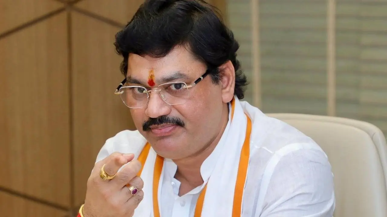 Maharashtra Minister Dhananjay Munde