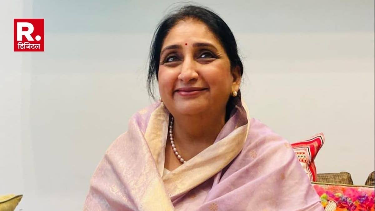 Maharashtra politics Sunetra Pawar to become Deputy CM likely to take charge of Ajit Pawar portfolios