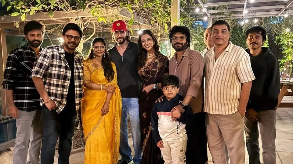 Sankranthiki Vasthunam Success Bash: Mahesh Babu-Namrata Shirodkar Join Venkatesh Daggubati To Celebrate The Milestone Mahesh Babu at Sankranthiki Vasthunam's success bash.
