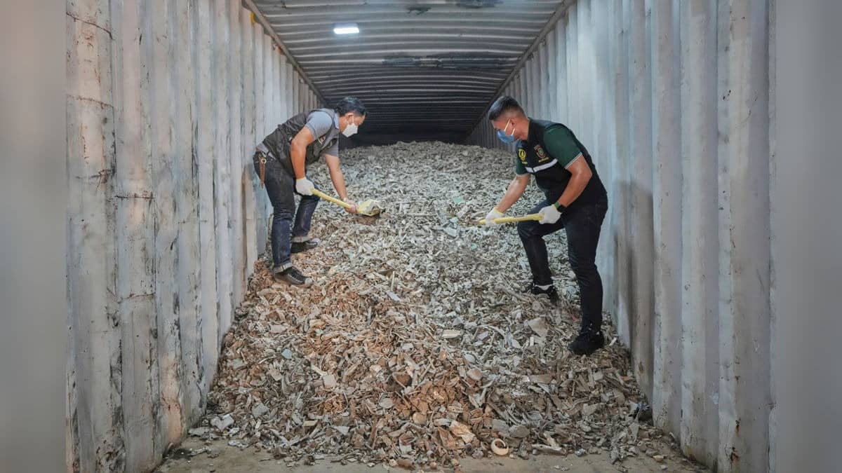 Malaysia Bans E-Waste Imports, Vows To End Illegal Dumping