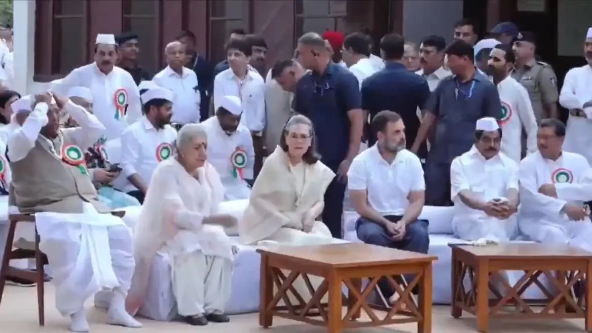 Mallikarjun Kharge seat row