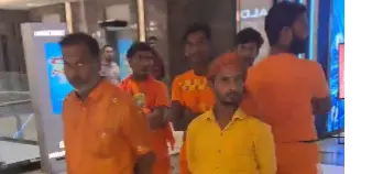 Uproar After Ranchi Mall Denies Entry To Barefoot Kanwar Yatris | VIDEO Outrage Ensues After Ranchi Mall Denies Entry To Barefoot Kanwar Yatris | VIDEO
