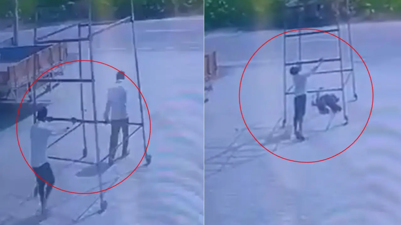 Caught on Cam: Man Dies of Electrocution, Another Burnt After Coming in Contact with Live Wire Man Dies of Electrocution in Mathura
