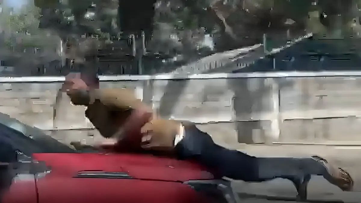 Man Dragged on Car Bonnet in Broad Daylight Road Rage Incident Man Dragged on Car Bonnet in Broad Daylight Road Rage Incident