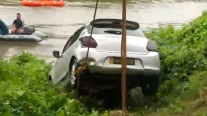 Car Plunges Into River At Saint Estevam In Goa, Man Feared Drowned ...