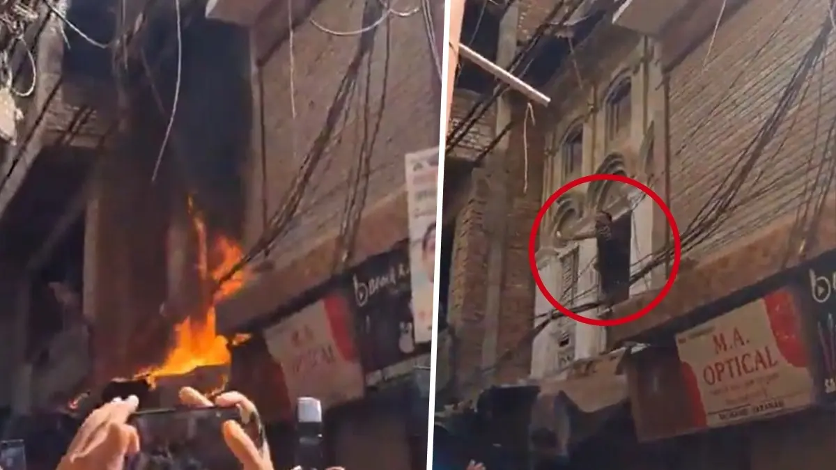 Man Pours Petrol, Then Sets Own Shop On Fire Over Demolition Drive In Varanasi's Dalmandi | VIDEO Man Pours Petrol, Then Sets Own Shop On Fire Over Demolition Drive In Varanasi's Dalmandi