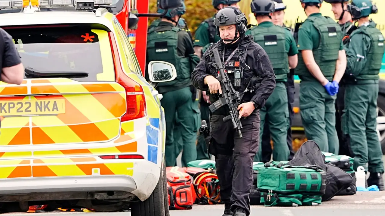 Manchester Synagogue Stabbing: Two Dead, Suspect Killed by Police Manchester Synagogue Stabbing