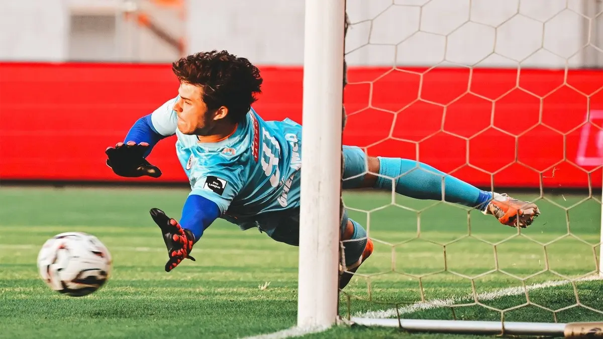 Manchester United Reach Agreement To Sign Royal Antwerp Sensation Senne Lammens On Deadline Day: Reports Manchester United agree deal to sign Senne Lammens