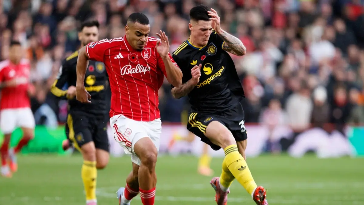 'He Has Problem': Ruben Amorim Gives Injury Update On Manchester United Striker After Red Devils Pull Off Stoppage Time Heist Against Spurs Manchester United's Benjamin Sesko and Nottingham Forest's Murillo