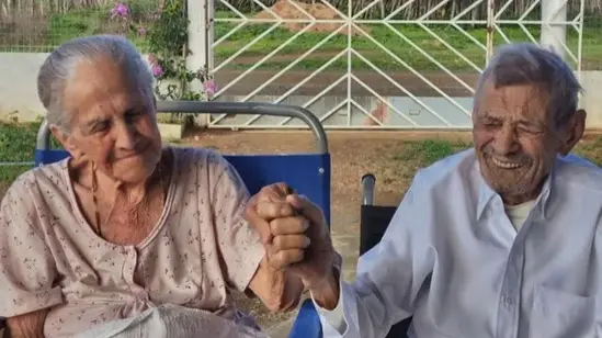 '84 Years Together': Brazilian Couple Sets World Record for Longest Marriage and 100+ Grandkids Manoel and Maria Dino .