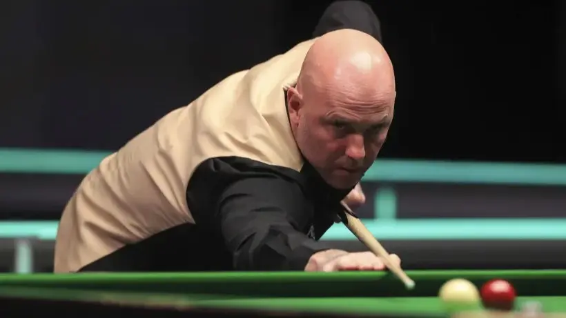 Snooker player Mark King banned for 5 years for fixing match and providing inside information Mark King