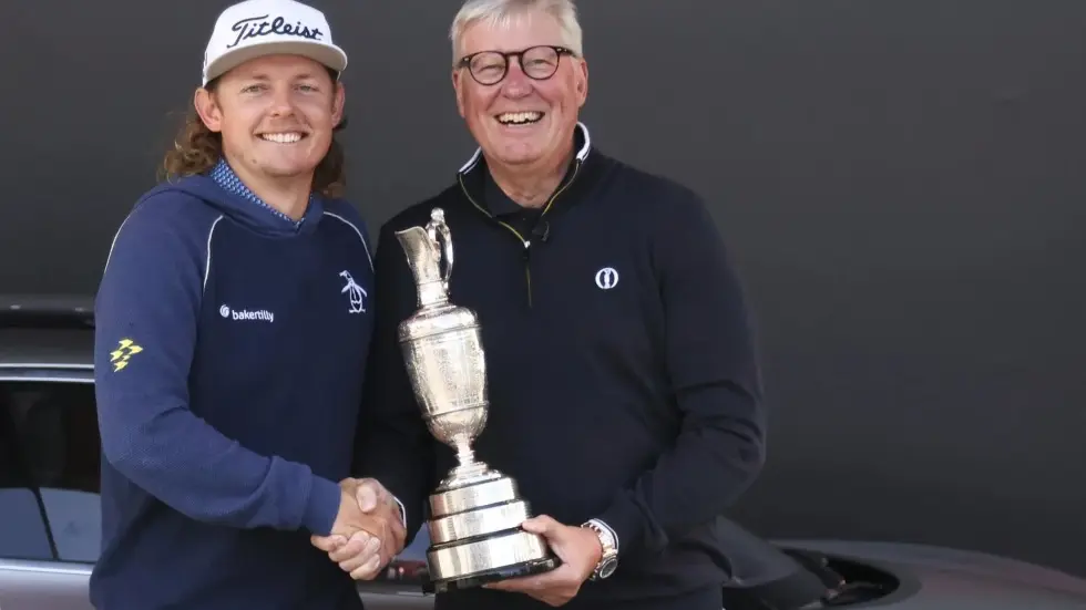 Martin Slumbers hangs his hat on making British Open big and promoting women's golf Martin Slumbers, the Chief Executive of The R&A and Secretary of The Royal and Ancient Golf Club St Andrews, with the Claret Jug trophy