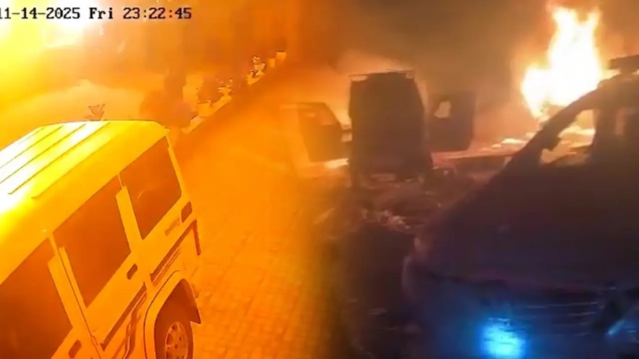 Deadly Explosion At Nowgam Police Station Triggered By Seized Ammonium Nitrate Linked To Red Fort Blast Kills At Least 5 Massive Explosion at Nowgam Police Station Leaves 8 Dead, 13 Injured Days After Red Fort Attack