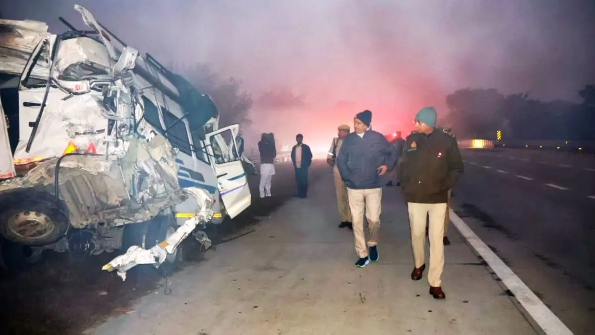 Mathura Yamuna Expressway Accident