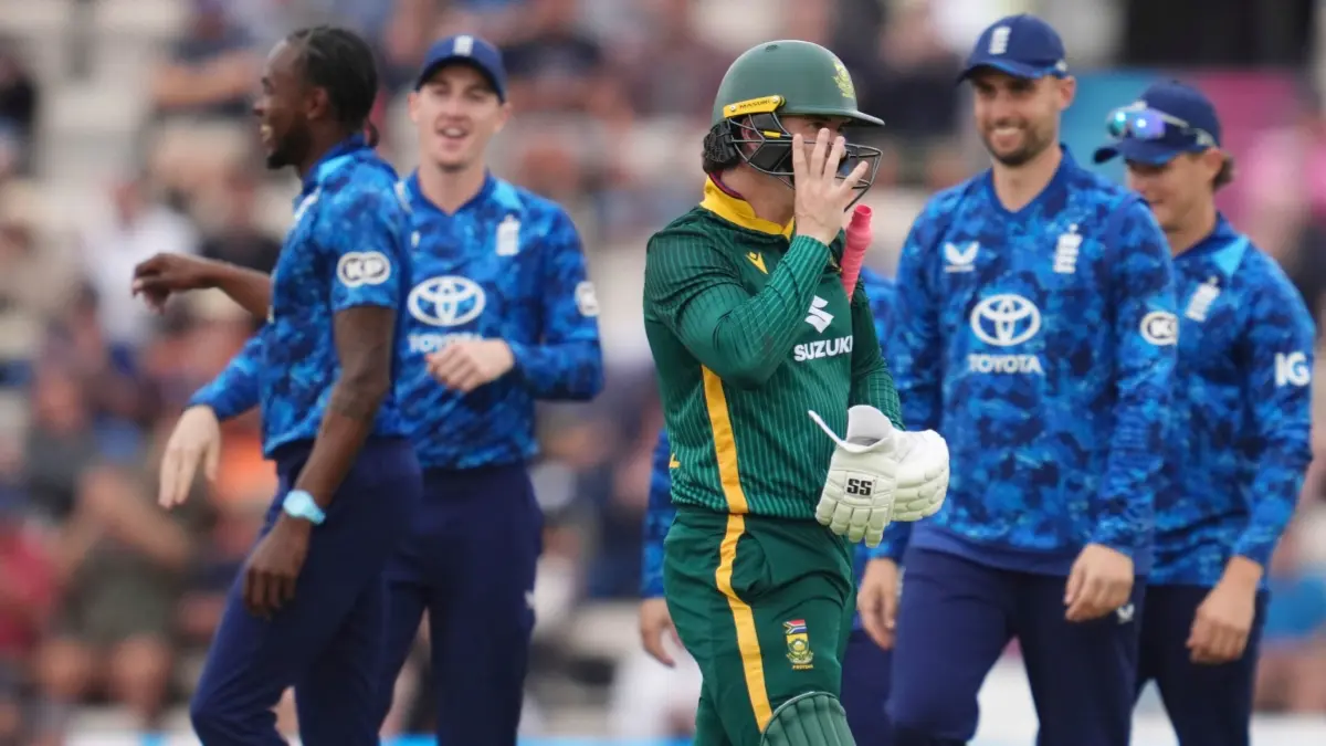 'Find Simple And Effective Advice': England Take A Playful Jibe At South Africa After Registering Historic ODI Win Against Temba Bavuma And His Men Matthew Breetzke walks away after being dismissed by Jofra Archer in the third ODI