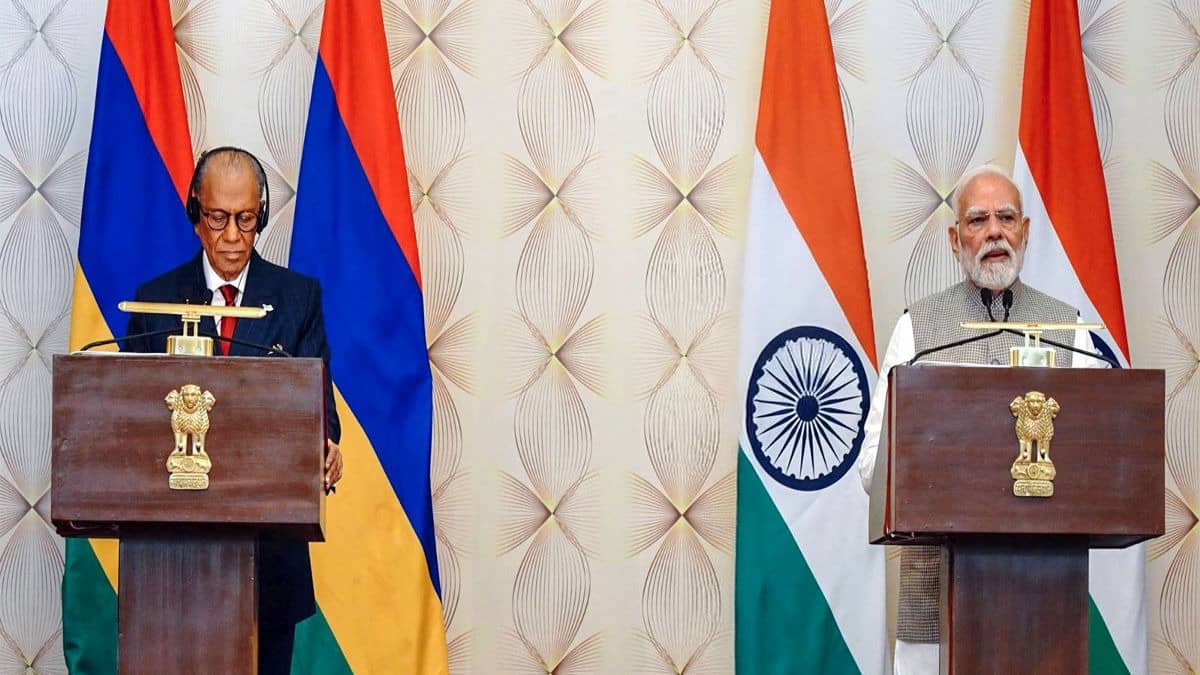 Mauritius PM Hails Call With PM Modi as 'Constructive', Affirms Deeper Collaboration at Ai Summit