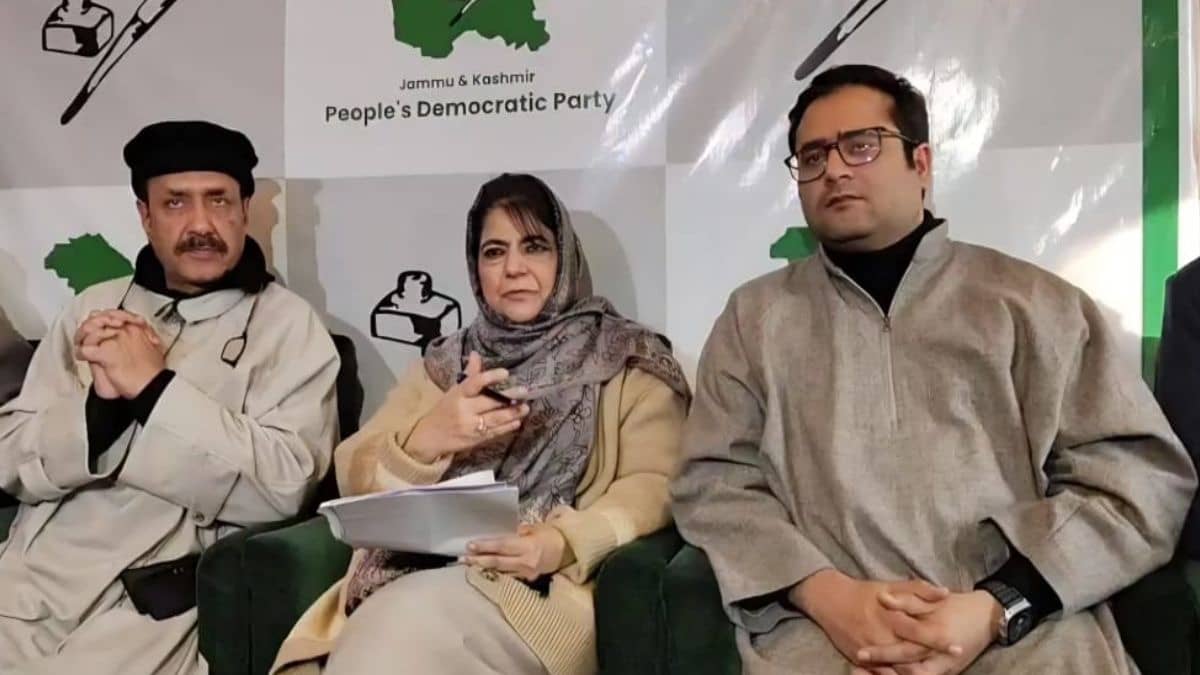 Mehbooba Mufti Renews Plea for Kashmiri Undertrials After High Court Labels Her PIL Politically Motivated