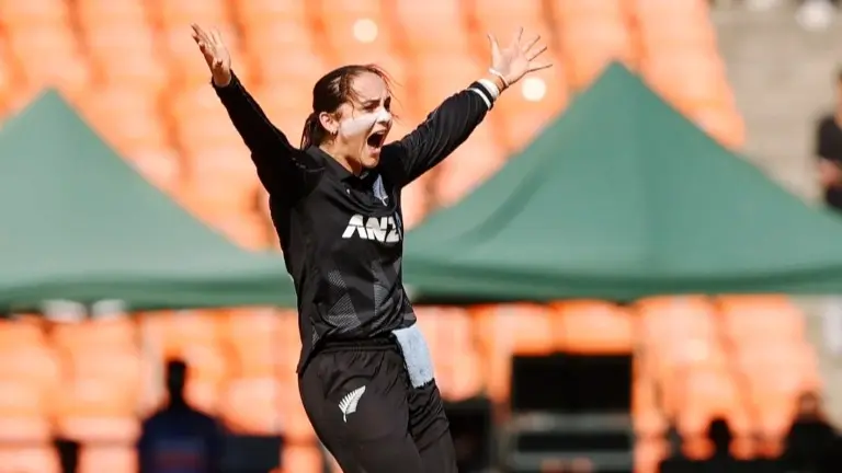 Melie Kerr celebrates after taking a wicket