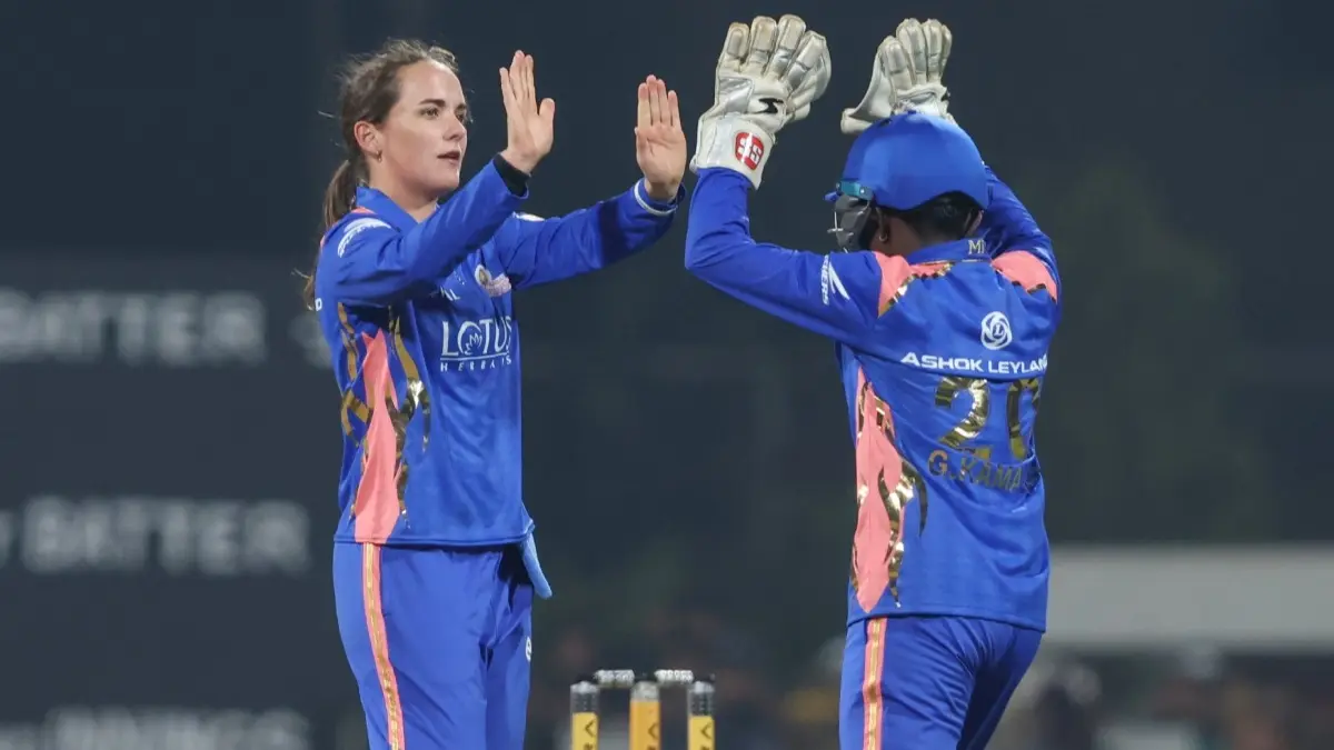 MI to face DC in WPL