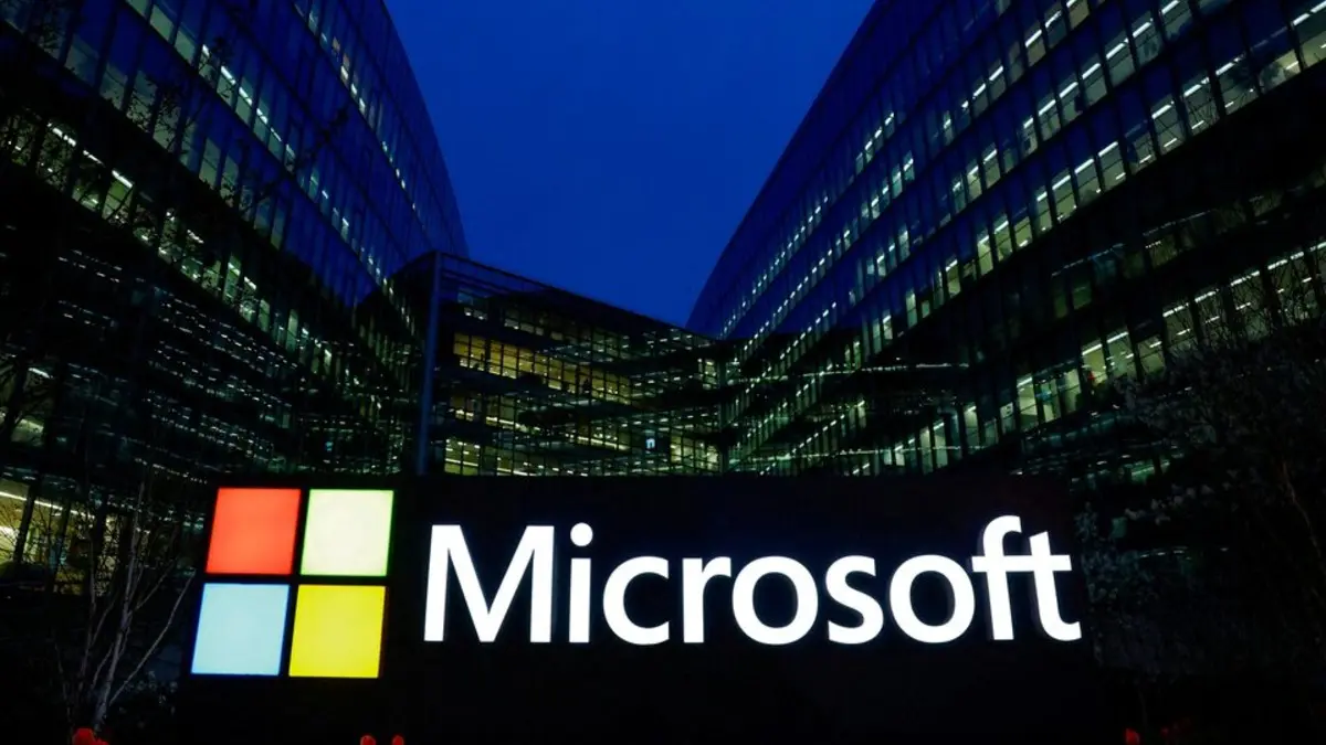 Microsoft Sued by Authors for Using Pirated Books to Teach its AI: Full Controversy in 5 Points