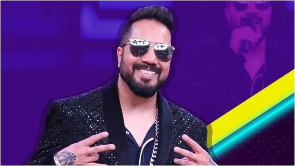 Did Arvind Kejriwal Splurge Lakhs On Mika's Performance At His Daughter's Engagement? Singer's Fees For A Private Show Is... Mika Singh performed at Arvind Kejriwal's daughter's engagement