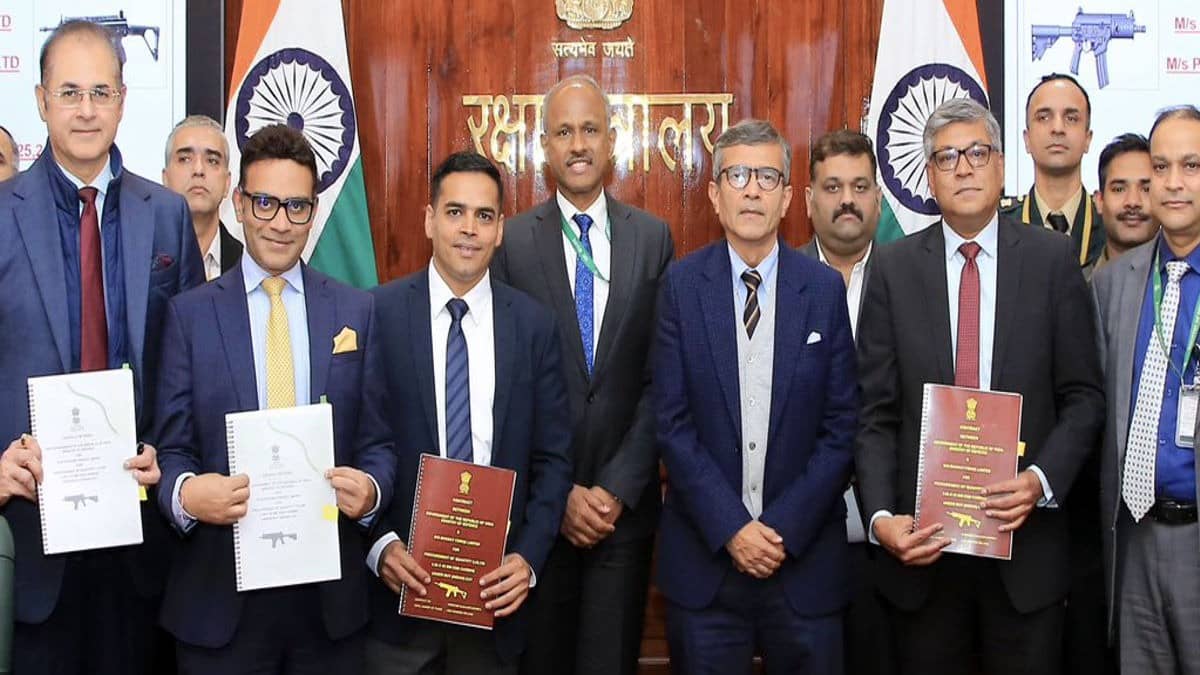 Ministry of Defence Signs Rs 4,666 Crore Defence Contracts for CQB Carbines, Heavyweight Torpedoes