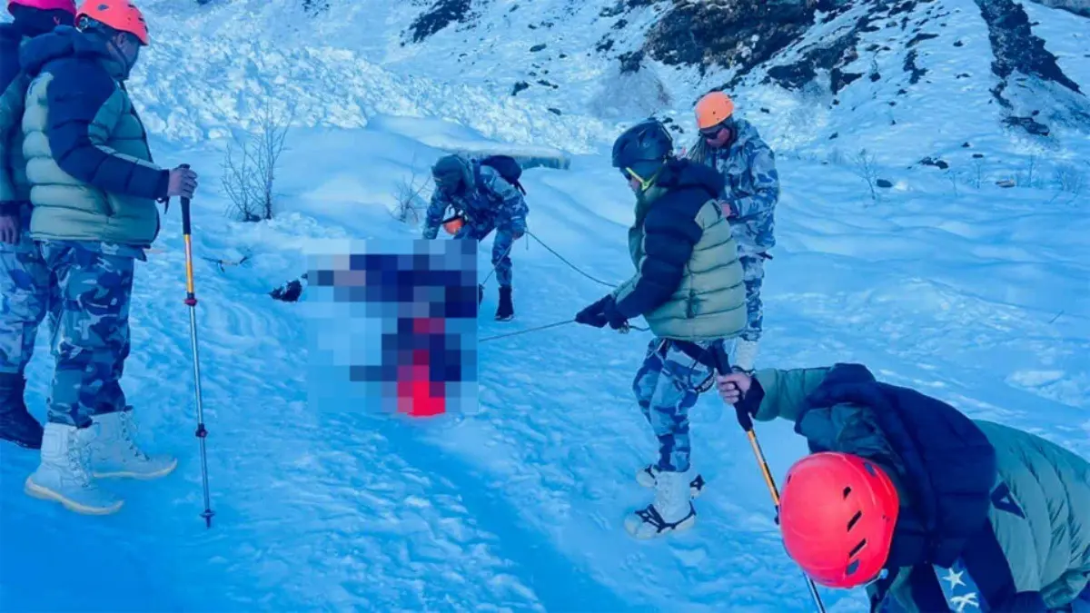 Missing Indian Father-Daughter Duo Found Dead On Snow Covered Mountains In Nepal's Manang District Missing Indian Father-Daughter Duo Found Dead On Snow Covered Mountains In Nepal's Manang District