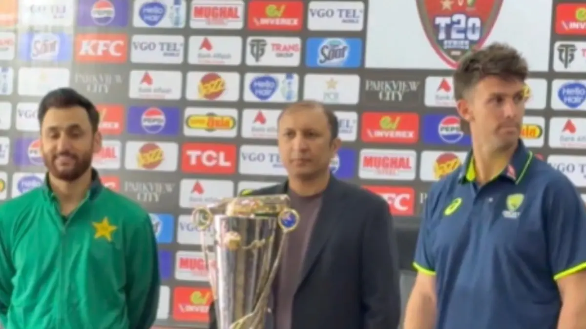 WATCH | Mitchell Marsh Scared? Australia T20 Captain's Expression During Trophy Unveil in Pakistan Draws Attention Mitchell Marsh during trophy unveil